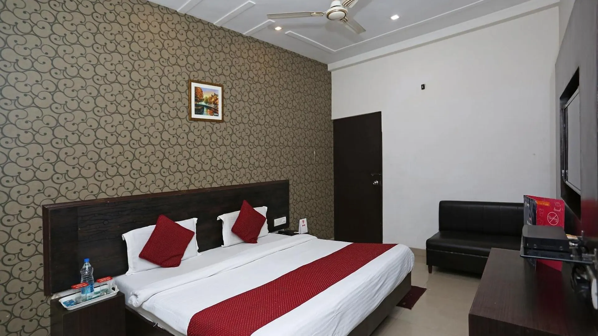 ***  Hotel O Kanha Continental Agra  India