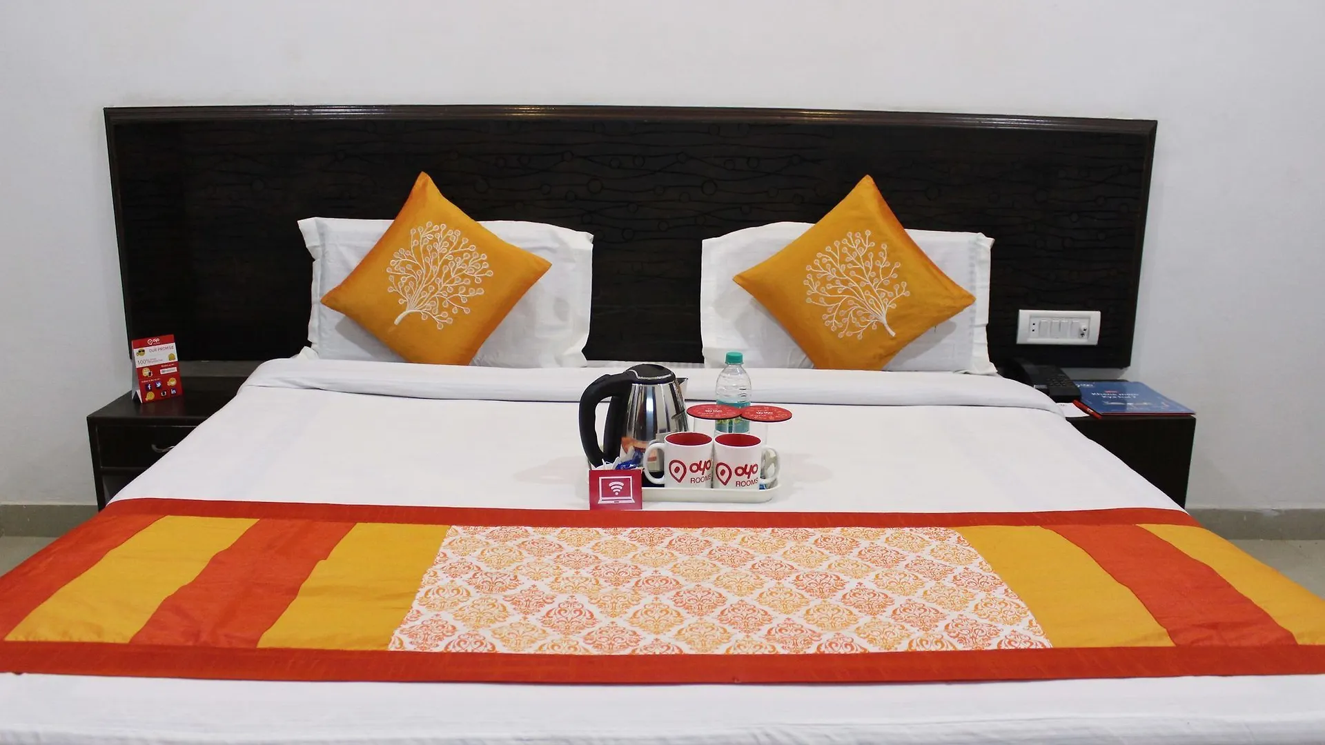 Hotel O Kanha Continental Agra
